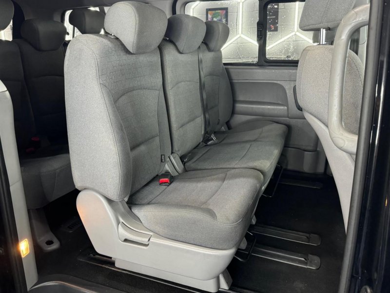HYUNDAI I800