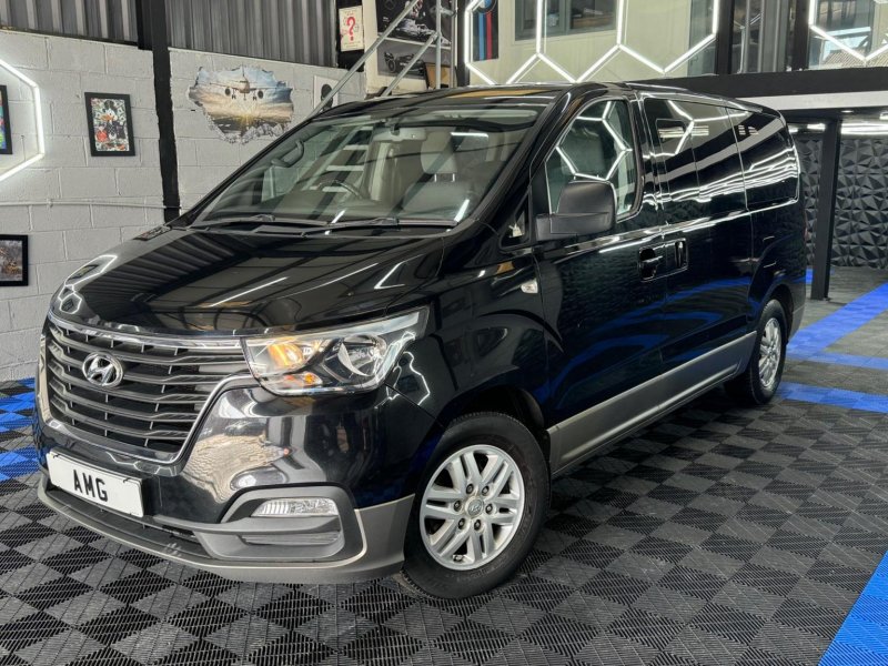 HYUNDAI I800