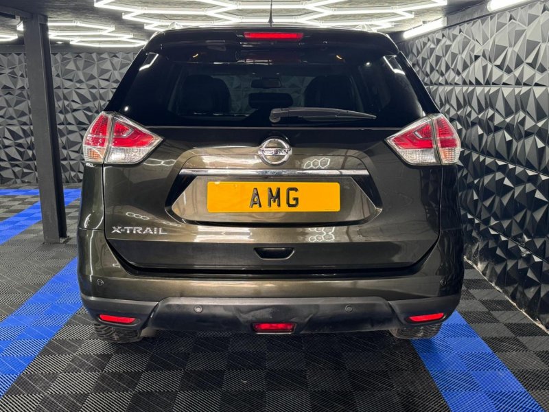 NISSAN X-TRAIL