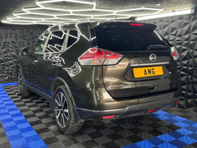 NISSAN X-TRAIL
