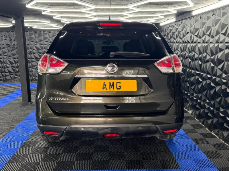 NISSAN X-TRAIL