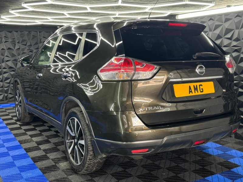 NISSAN X-TRAIL