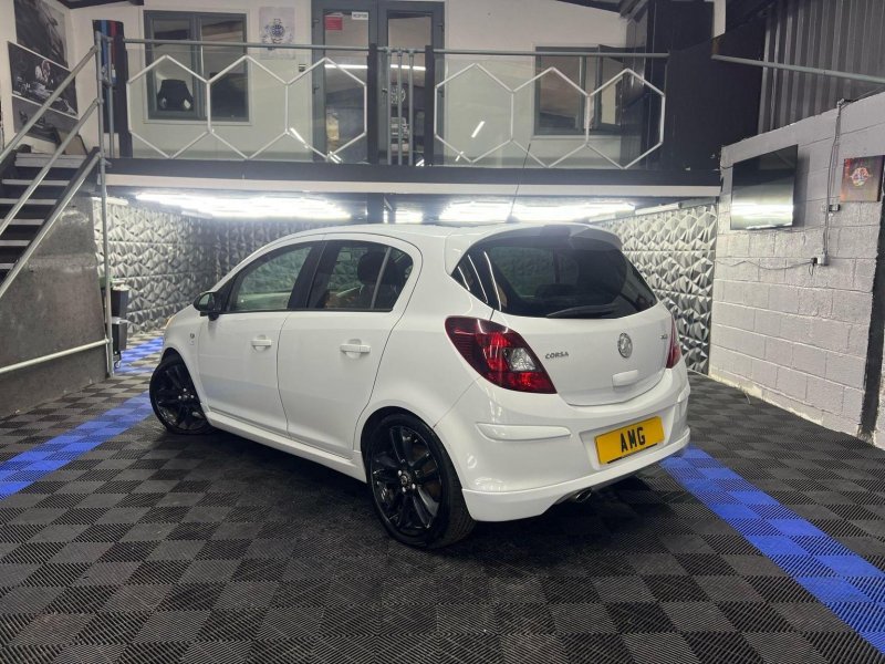 VAUXHALL CORSA